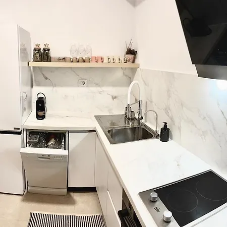 Capital Apartamento Tirana